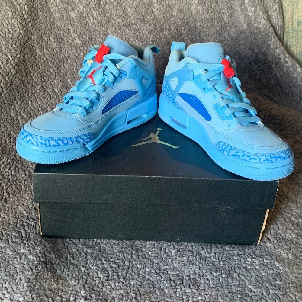 Air Jordan Spizike Low Blue Sneakers - Picture 2 of 8